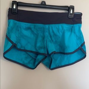 Size 4 Lululemon shorts!